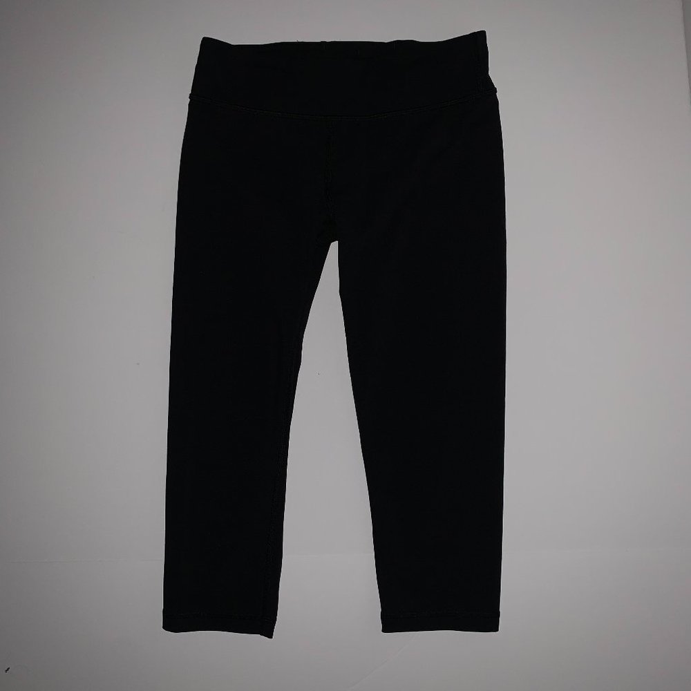Ivivvia by lululemon cropped leggings